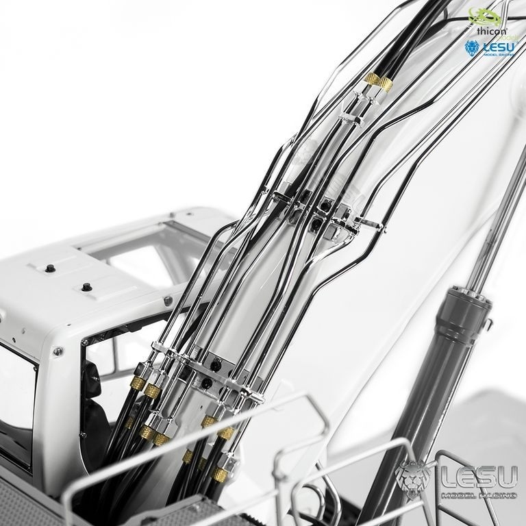 Rupsgraafmachine L945R ARTR wit gelakt en  van aluminium